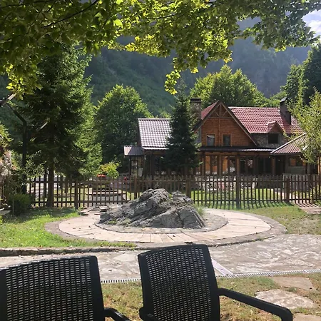 Rilindja Guest house *